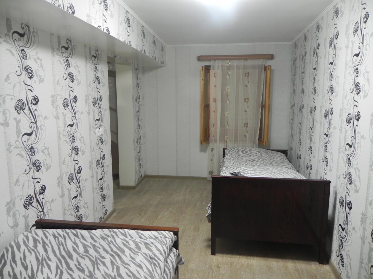 Old Yard Guest House Tbilisi ภายนอก รูปภาพ