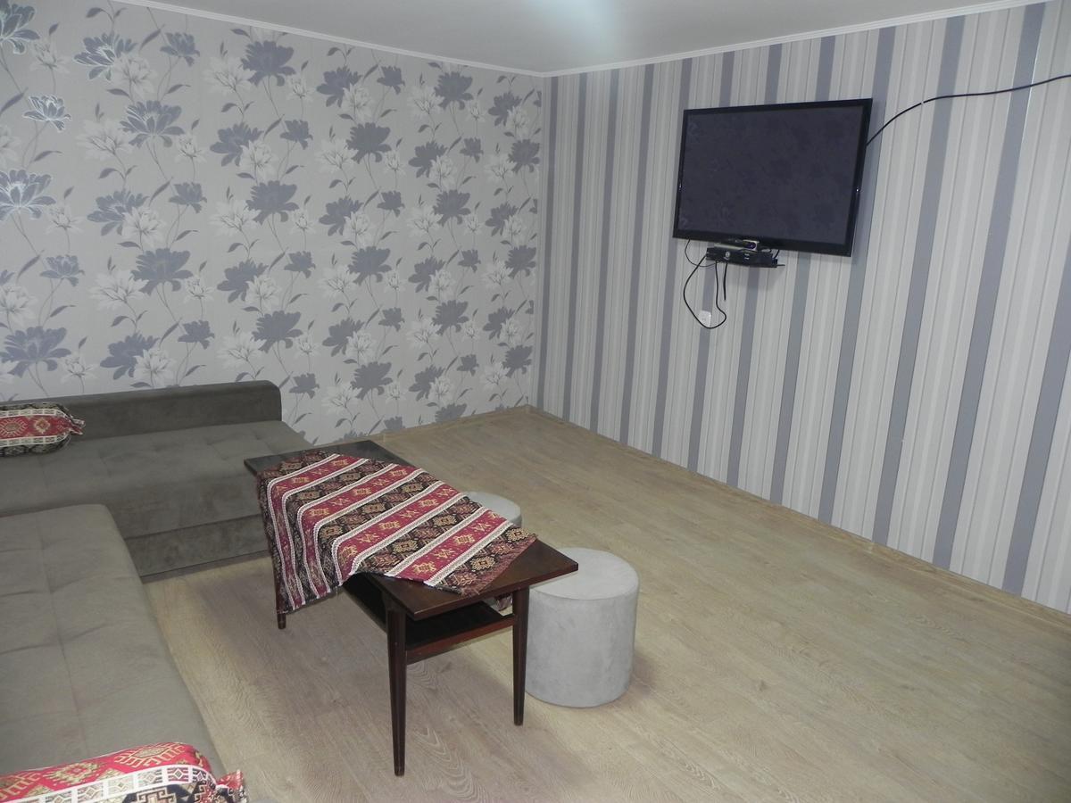 Old Yard Guest House Tbilisi ภายนอก รูปภาพ